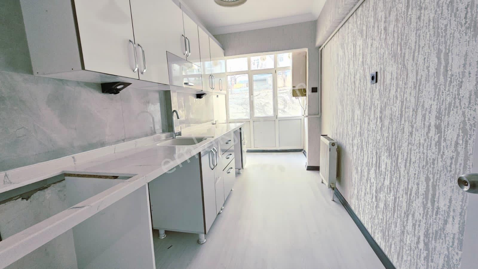 Tepebaşında 3+1 1 Nci Lat Sarılık Daire - Görsel 15