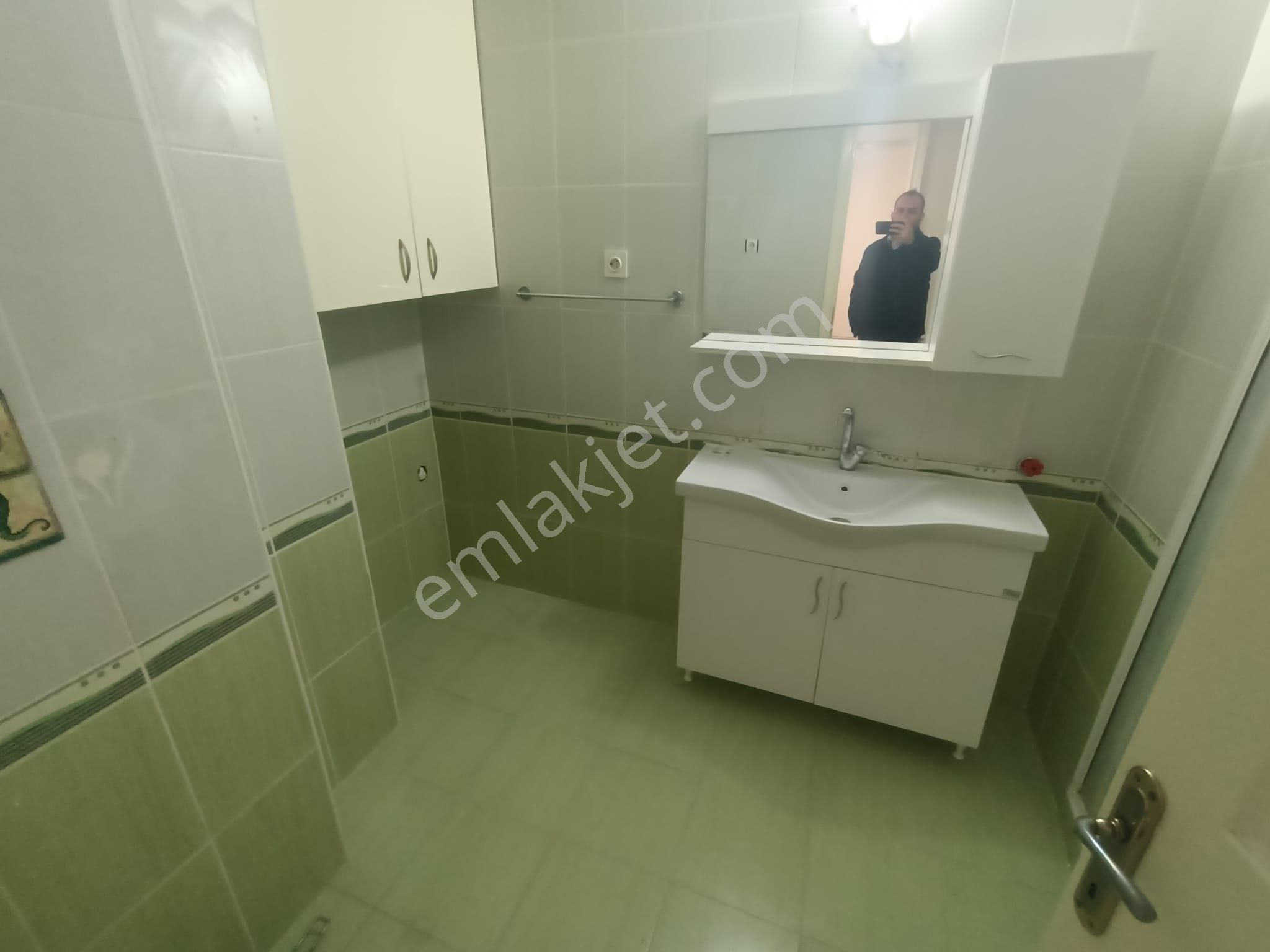 Karşıyaka Çarşı Yakını Geniş 3+1 Doğalgazlı Kiralık Daire - Görsel 16
