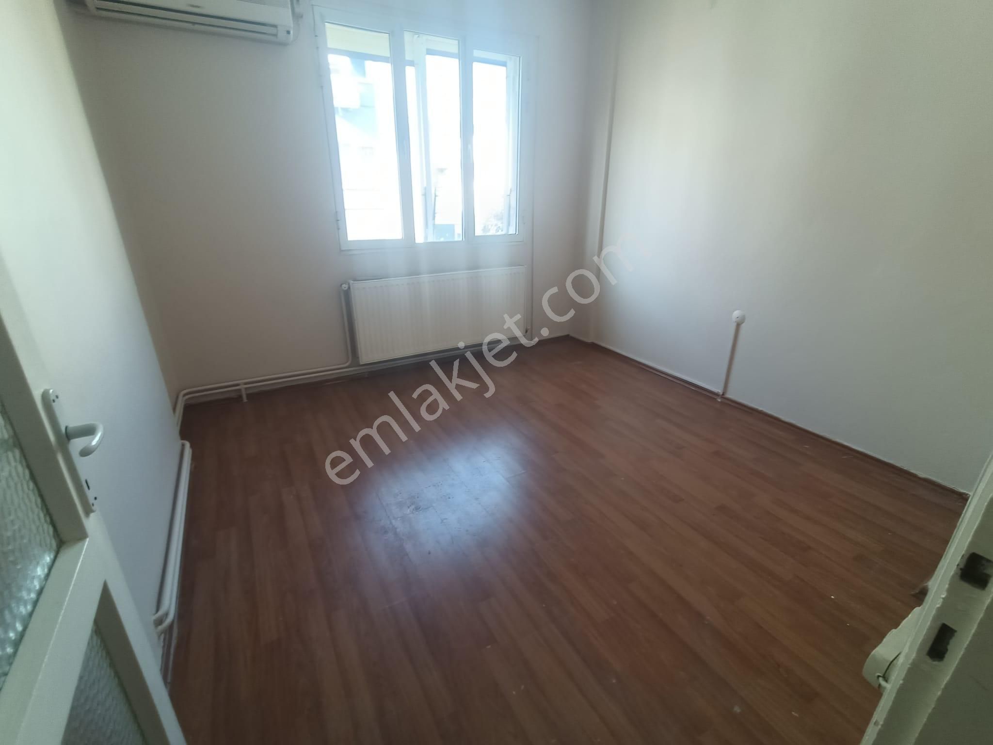 Karşıyaka Çarşı Yakını Geniş 3+1 Doğalgazlı Kiralık Daire - Görsel 14