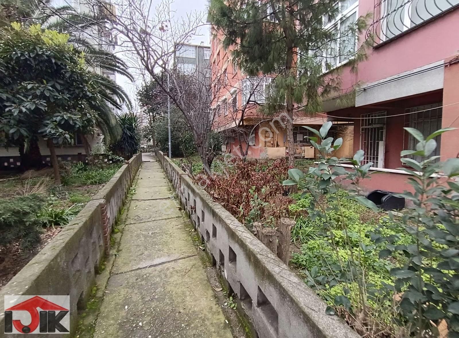 Bakırköy'de Kiralık 2+1 Daire