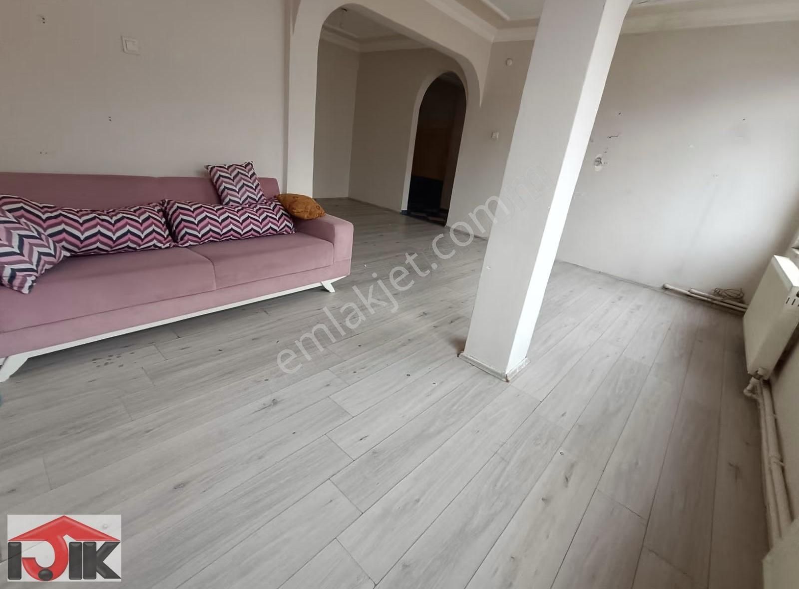 Bakırköy'de Kiralık 2+1 Daire - Görsel 18