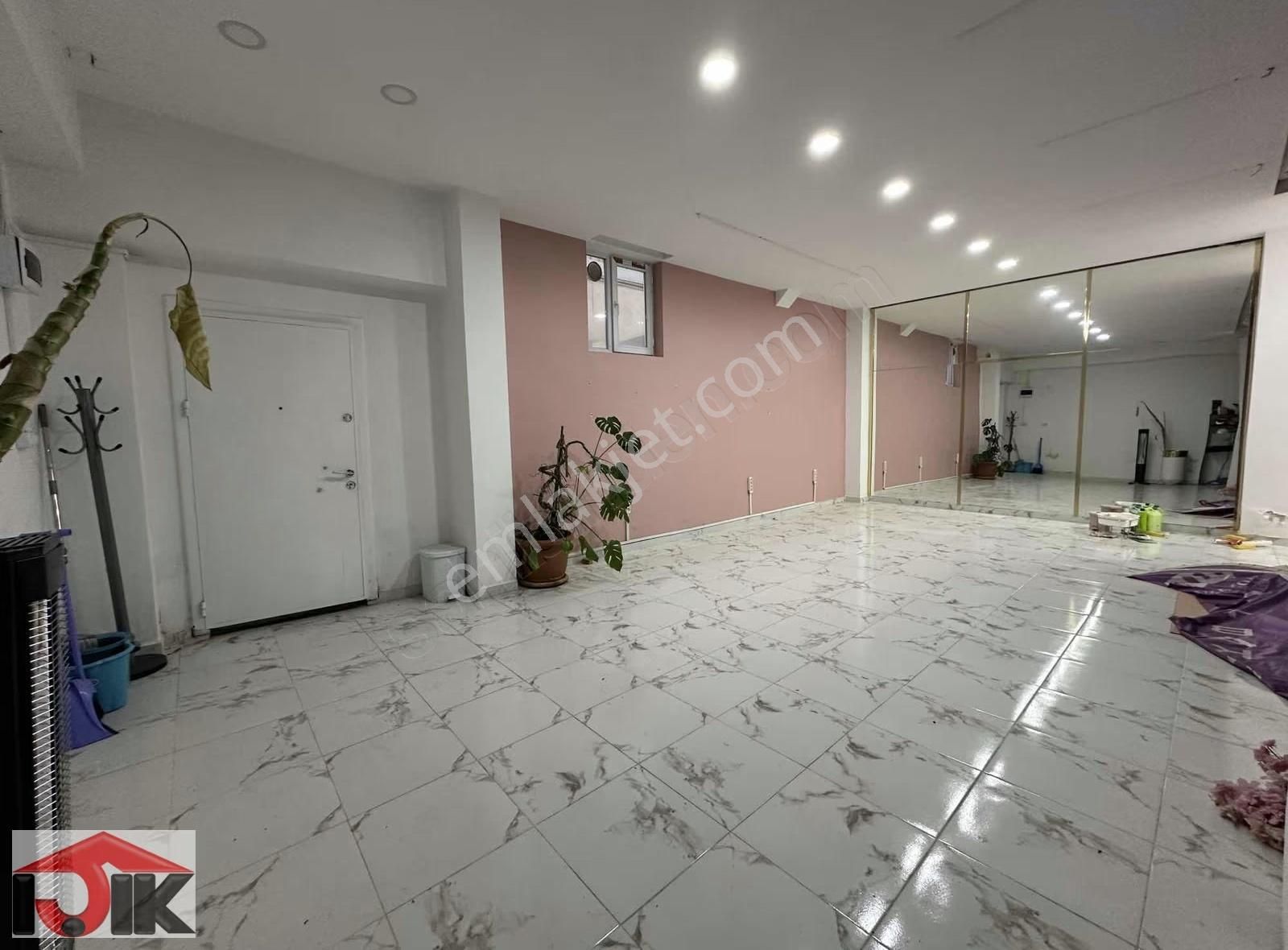 Yeşilyurt Caddesinde Kiralık Bodrum Kat Dükkan Home Ofis - Görsel 9