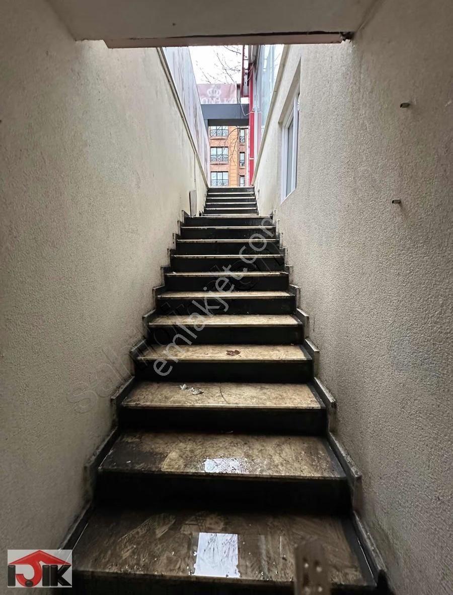 Yeşilyurt Caddesinde Kiralık Bodrum Kat Dükkan Home Ofis - Görsel 7