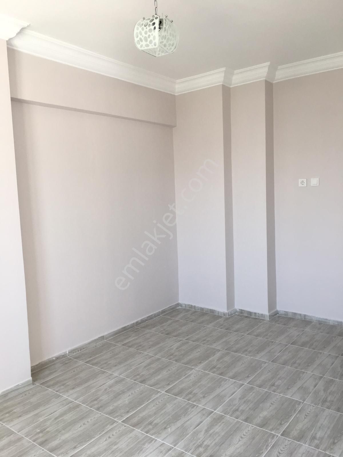 Gazi Mahallesi’nde Denize Yakın, Merkezi Konumda 3+1 - Görsel 3