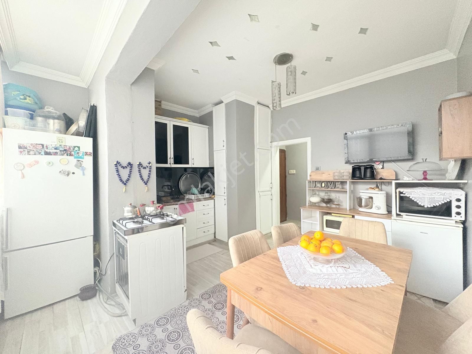 Prestij'den Mesudiye'de Asansörlü Full Yapılı Geniş 2+1 Daire - Görsel 3