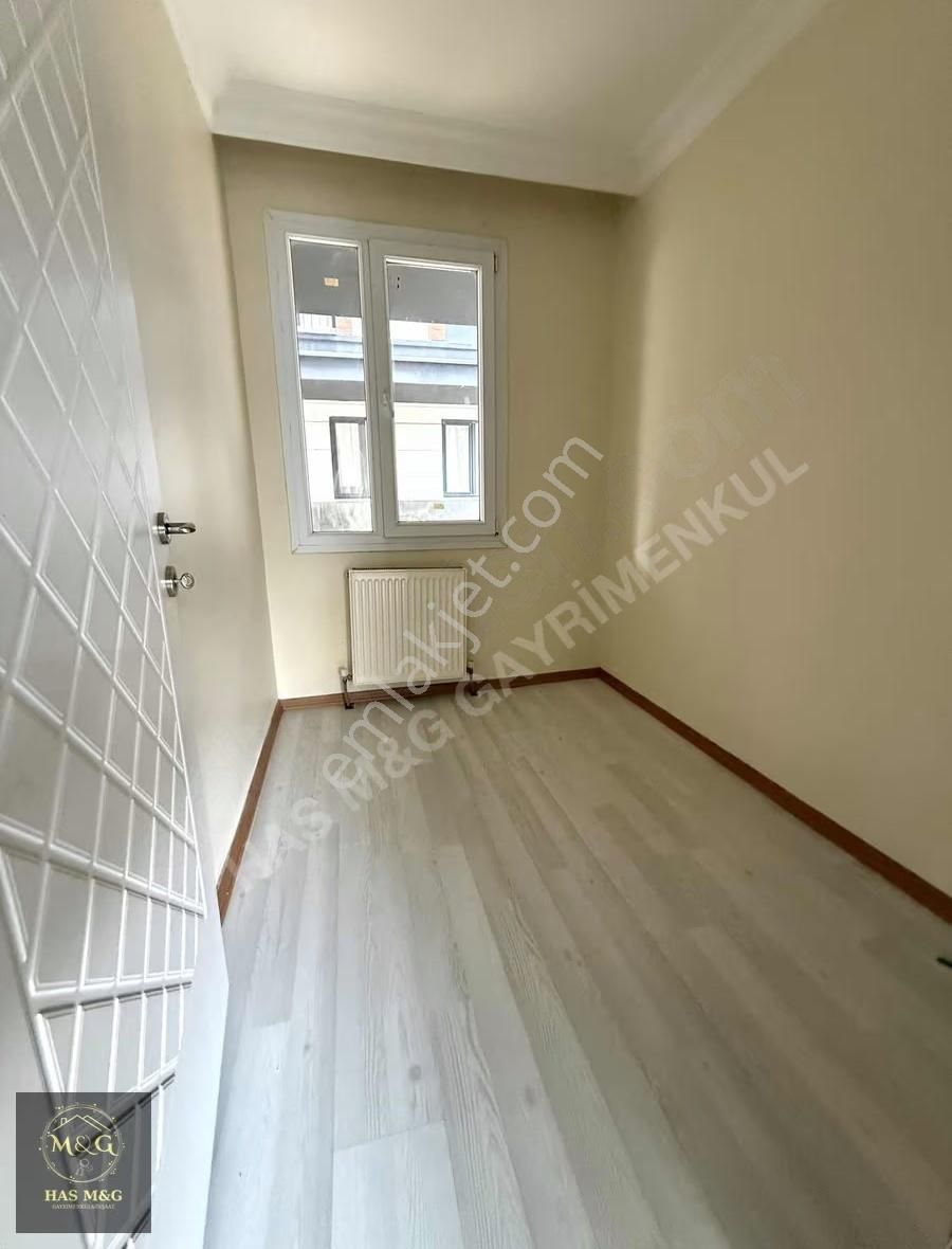 Butik Site İçinde Geniş Balkonlu Kombili Ankastreli 2+1 Daire - Görsel 12