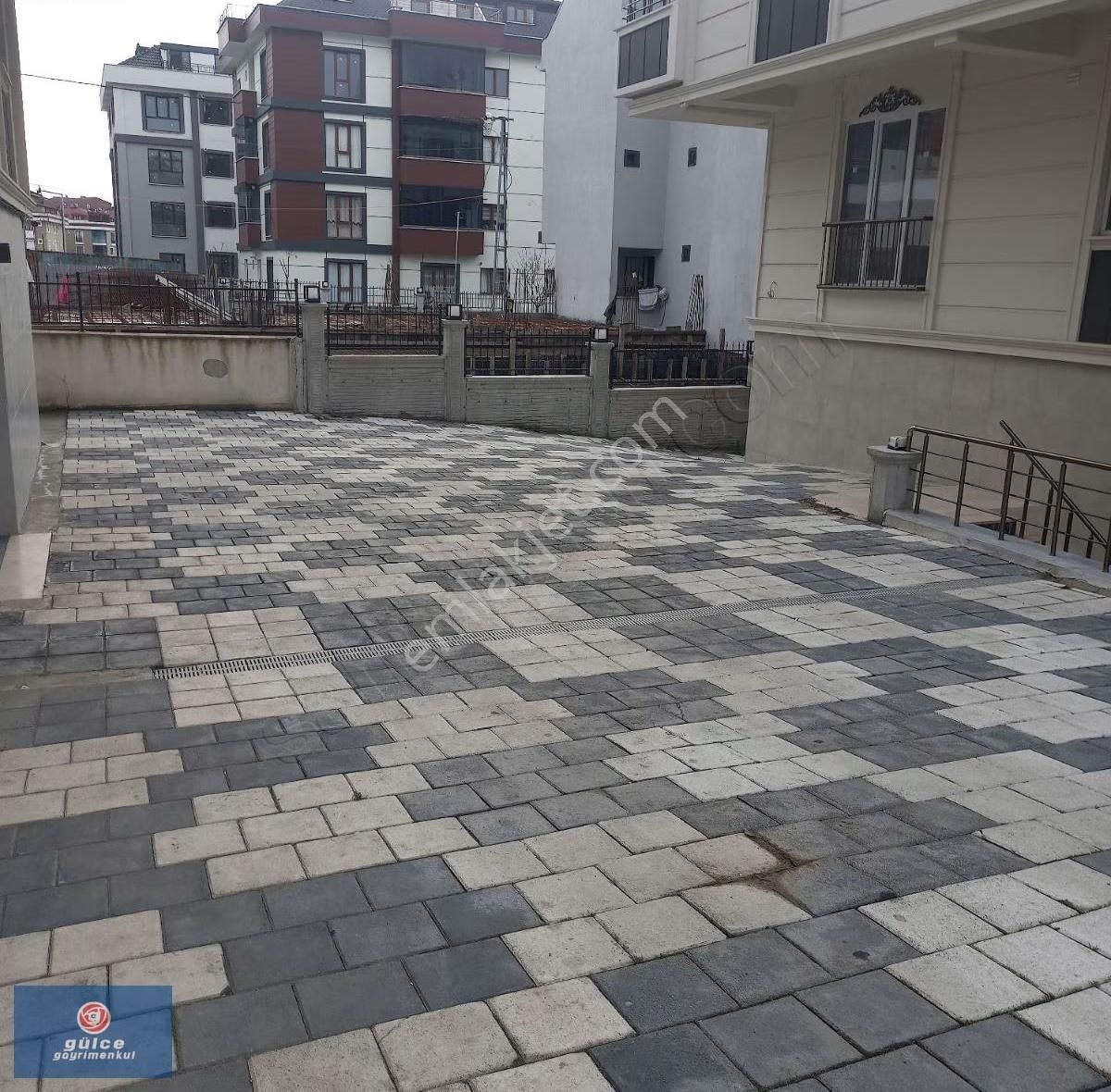 Arnavutköy Bolluca Mavigöl Mah.satılık 2+1site İcerisinde Daire - Görsel 14