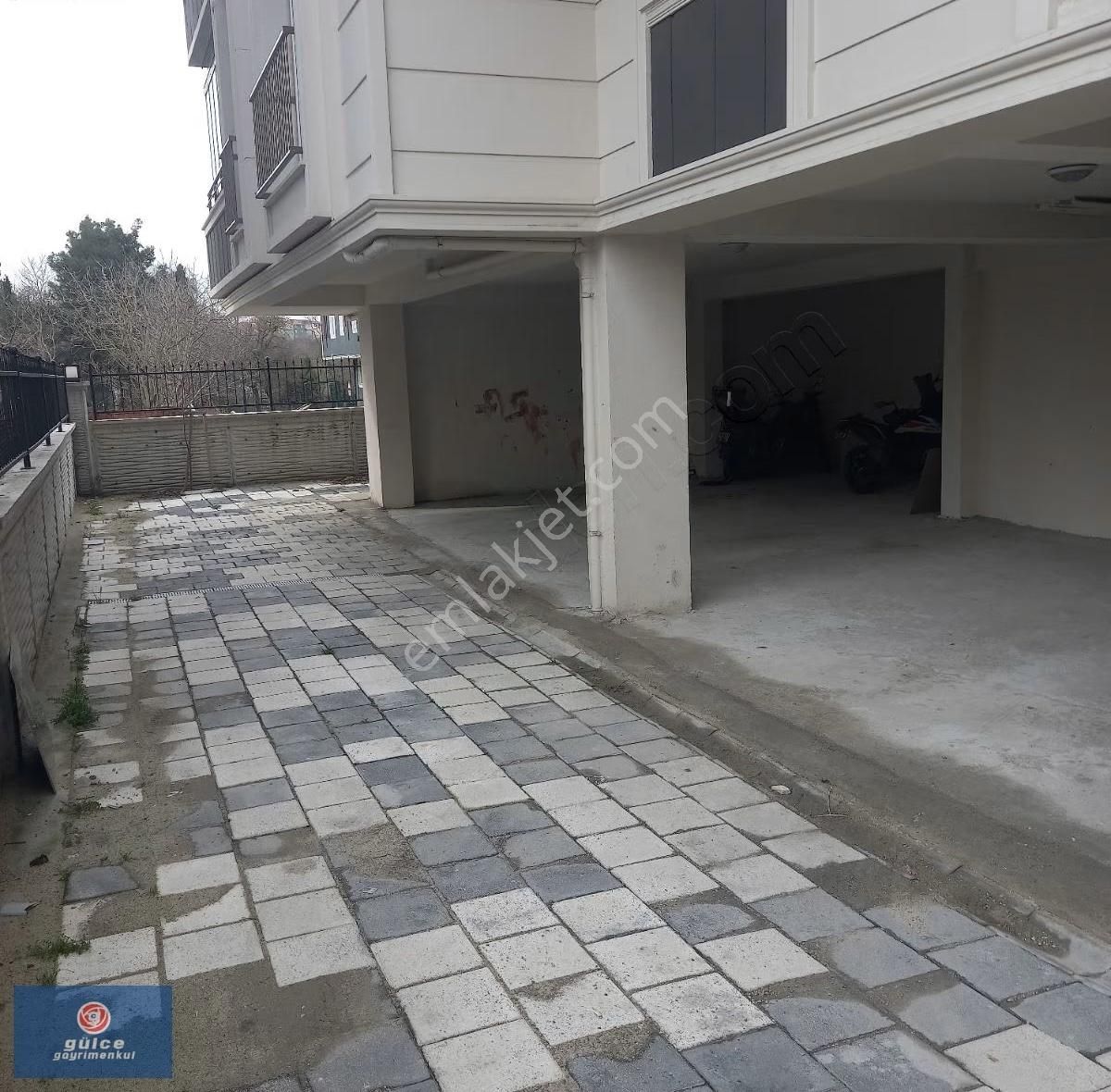 Arnavutköy Bolluca Mavigöl Mah.satılık 2+1site İcerisinde Daire - Görsel 34