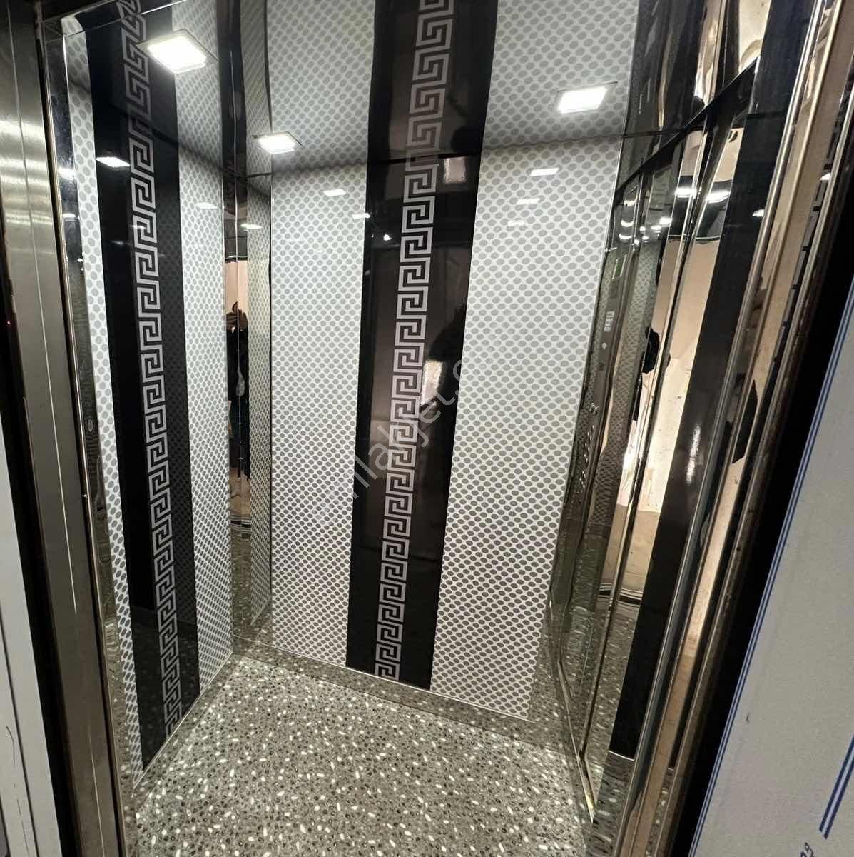 Esradan Salon Mutfak Ayrı Satılık 2+1 Fırsat Daire - Görsel 8