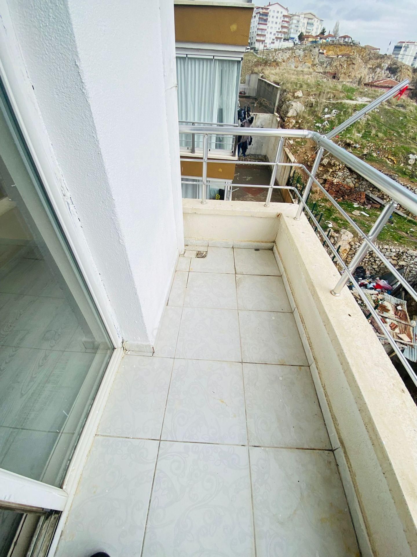 Mutlu'da Vadi Manzaralı 3+1 Asansörlü Ara Kat Satılık Daire !!! - Görsel 25