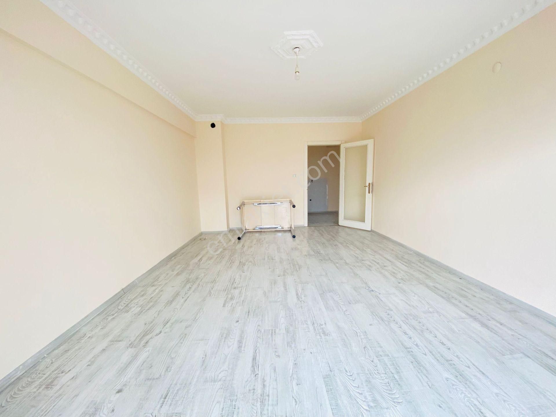 Mutlu'da Vadi Manzaralı 3+1 Asansörlü Ara Kat Satılık Daire !!! - Görsel 4