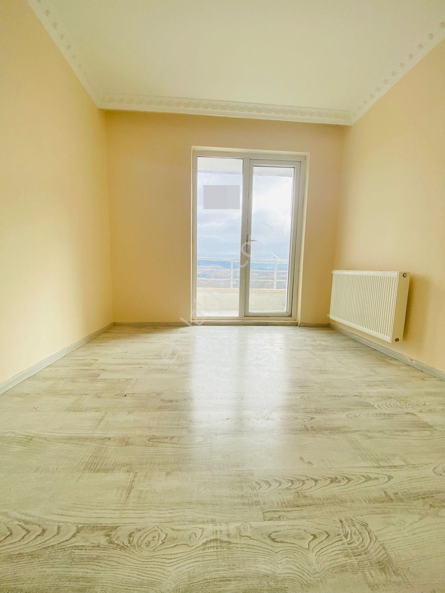 Mutlu'da Vadi Manzaralı 3+1 Asansörlü Ara Kat Satılık Daire !!! - Görsel 17