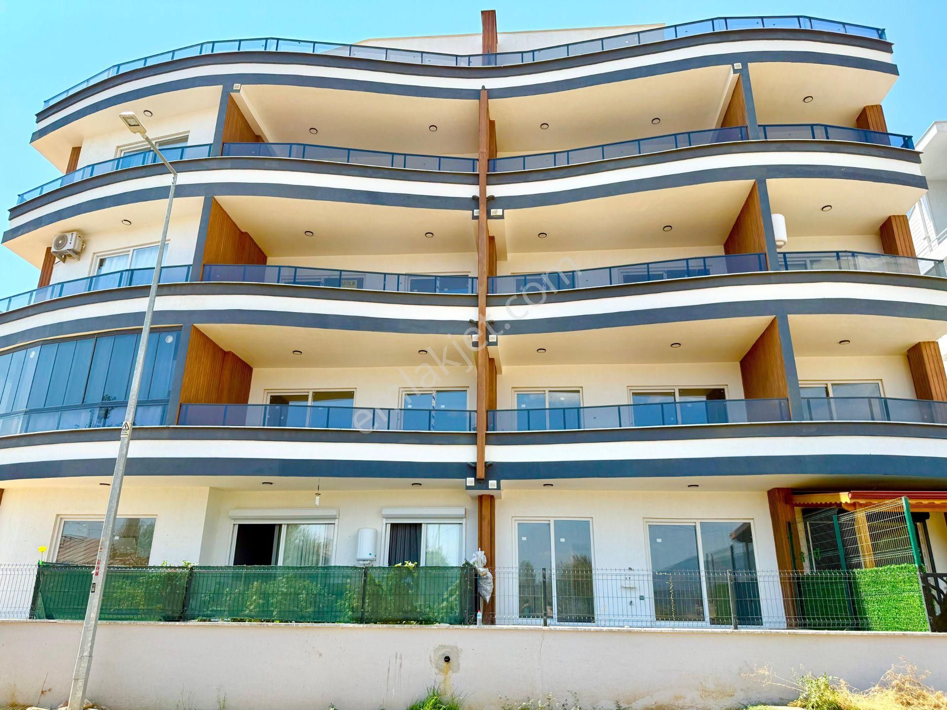 ▶ ▶akçay Körfez'den Ara Kat Ön Cephe Sıfır Satılık 2+1 Daire