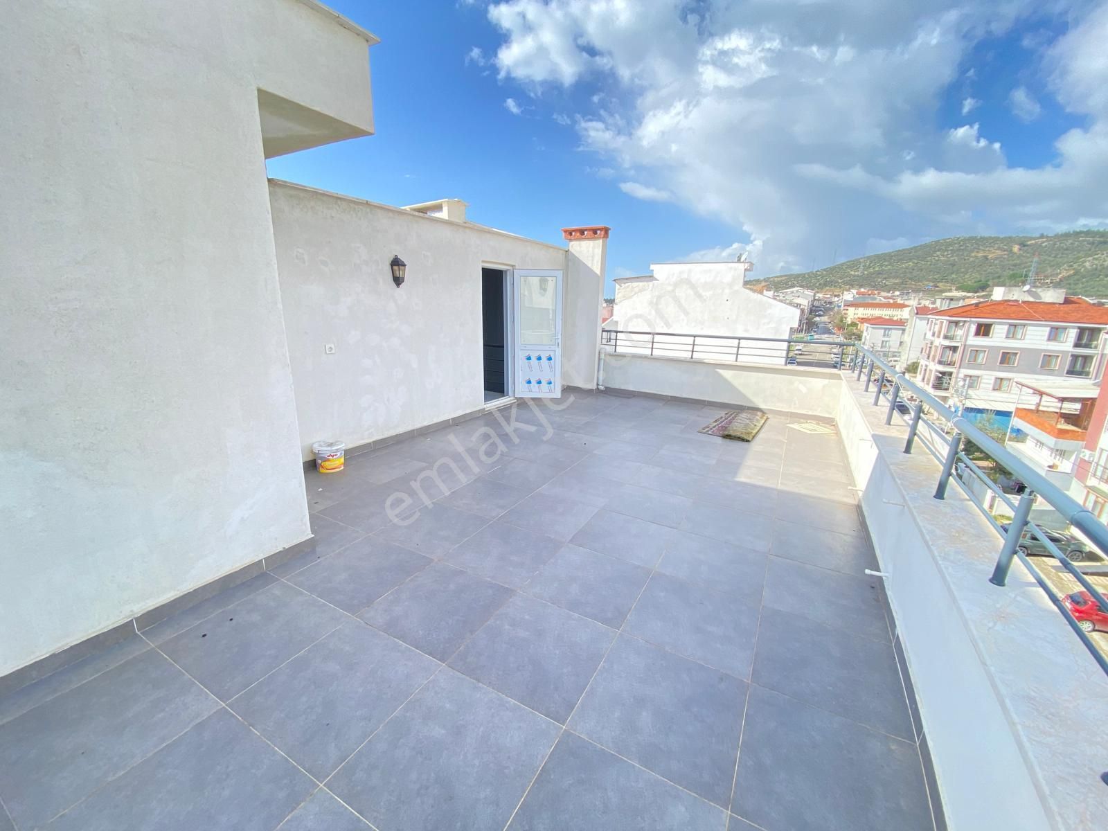 Edremit Tuzcumurat’ta Asansörlü Binada 2+1 Çift Teraslı İskanlı Daire - Görsel 17