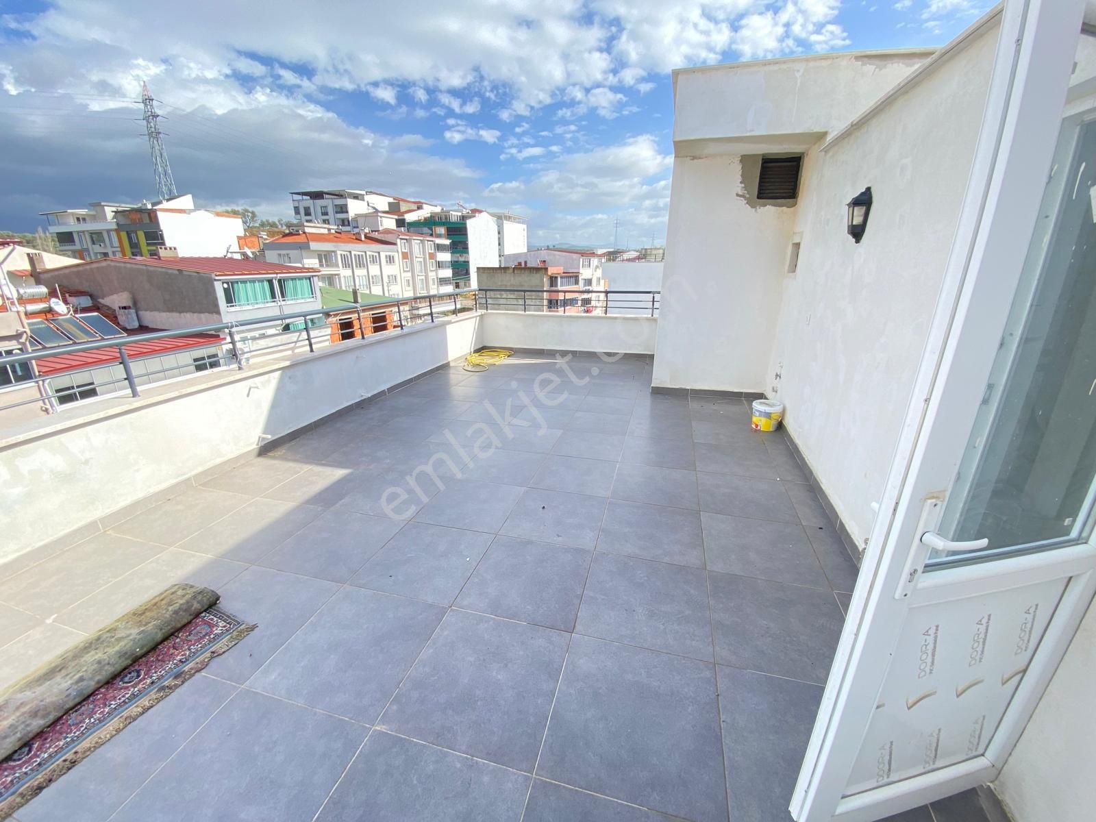 Edremit Tuzcumurat’ta Asansörlü Binada 2+1 Çift Teraslı İskanlı Daire - Görsel 20