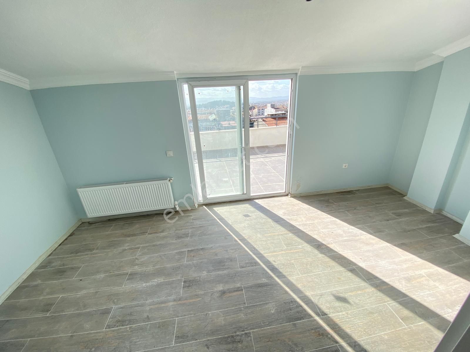 Edremit Tuzcumurat’ta Asansörlü Binada 2+1 Çift Teraslı İskanlı Daire - Görsel 14