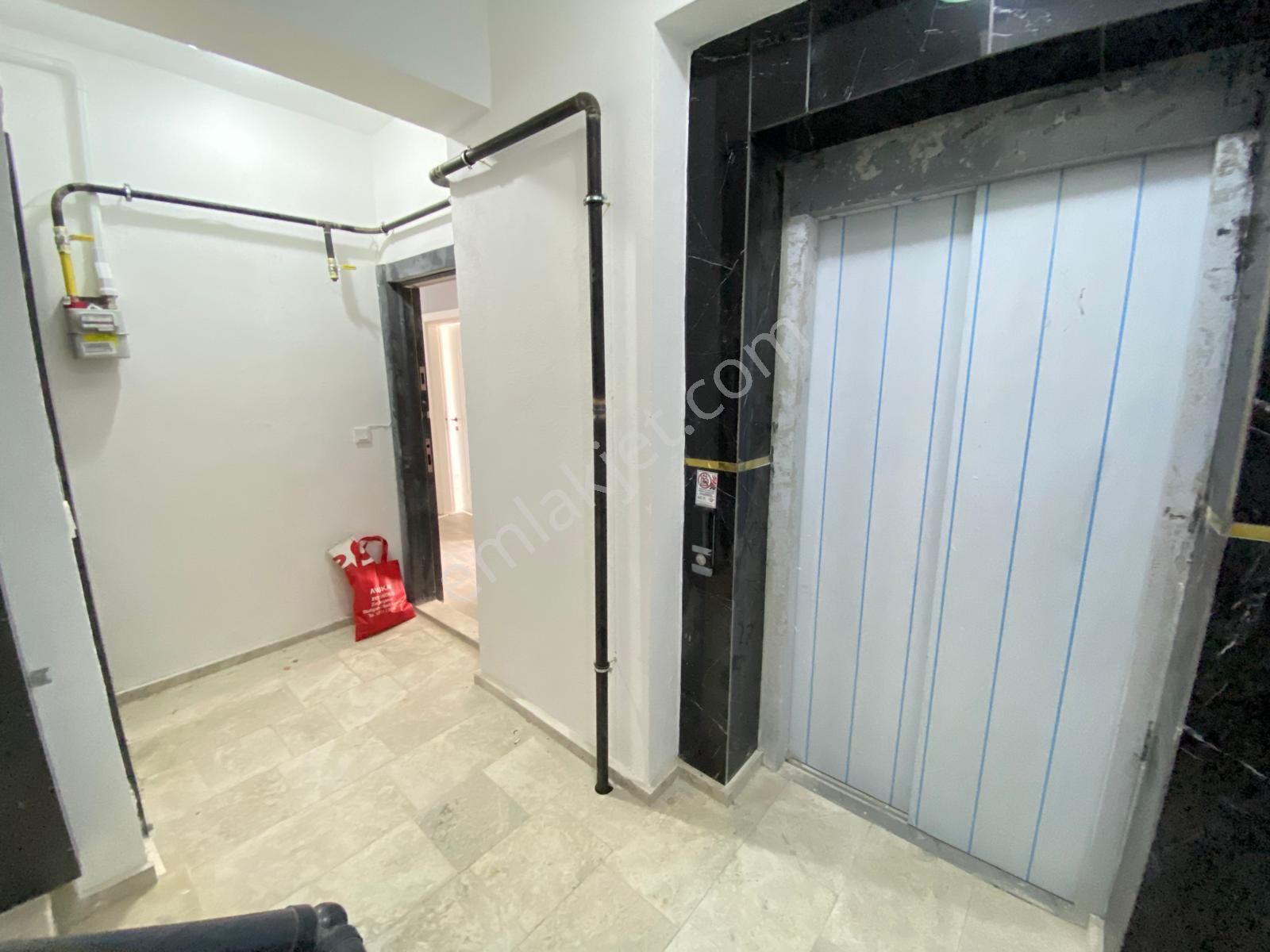 Edremit Tuzcumurat’ta Asansörlü Binada 2+1 Çift Teraslı İskanlı Daire - Görsel 3