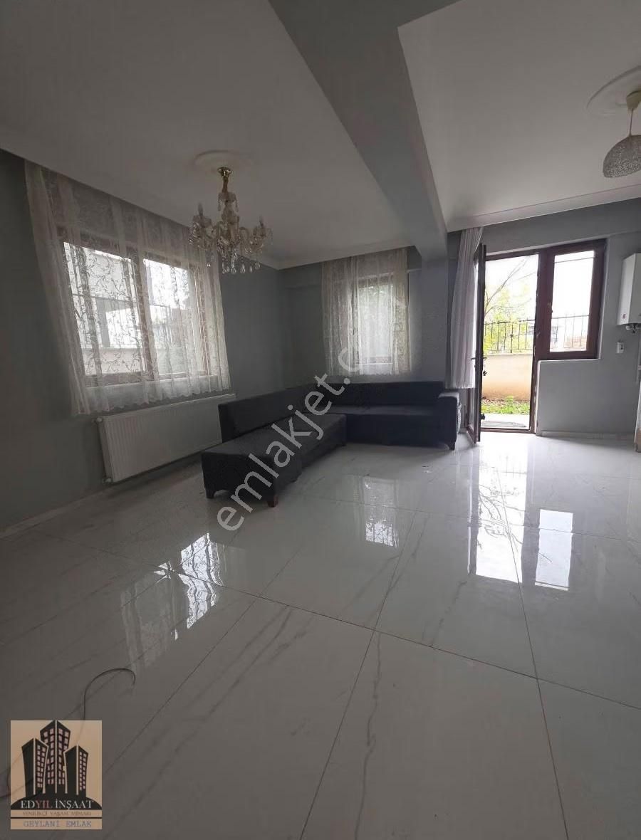 Geylani Emlaktan Bağlarbaşında Kiralık Daire - Görsel 14