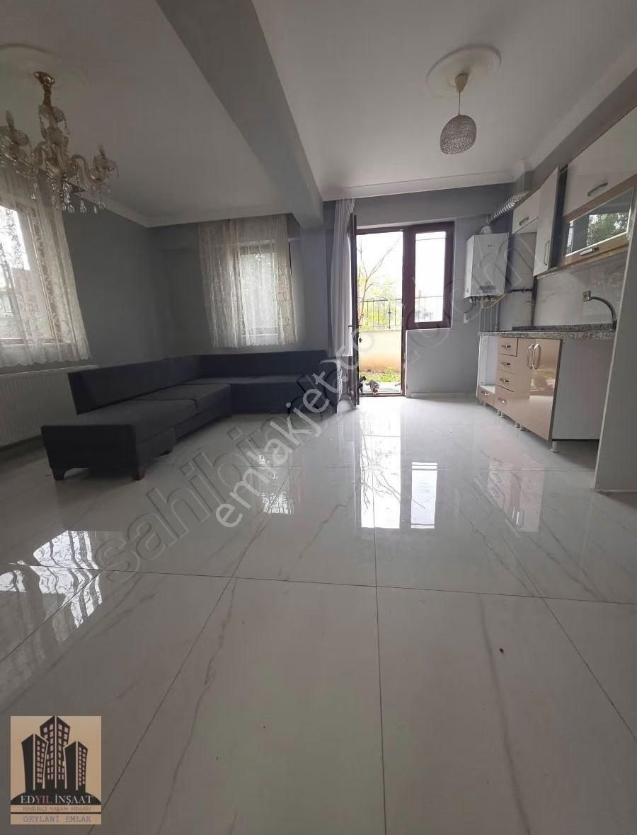 Geylani Emlaktan Bağlarbaşında Kiralık Daire - Görsel 12