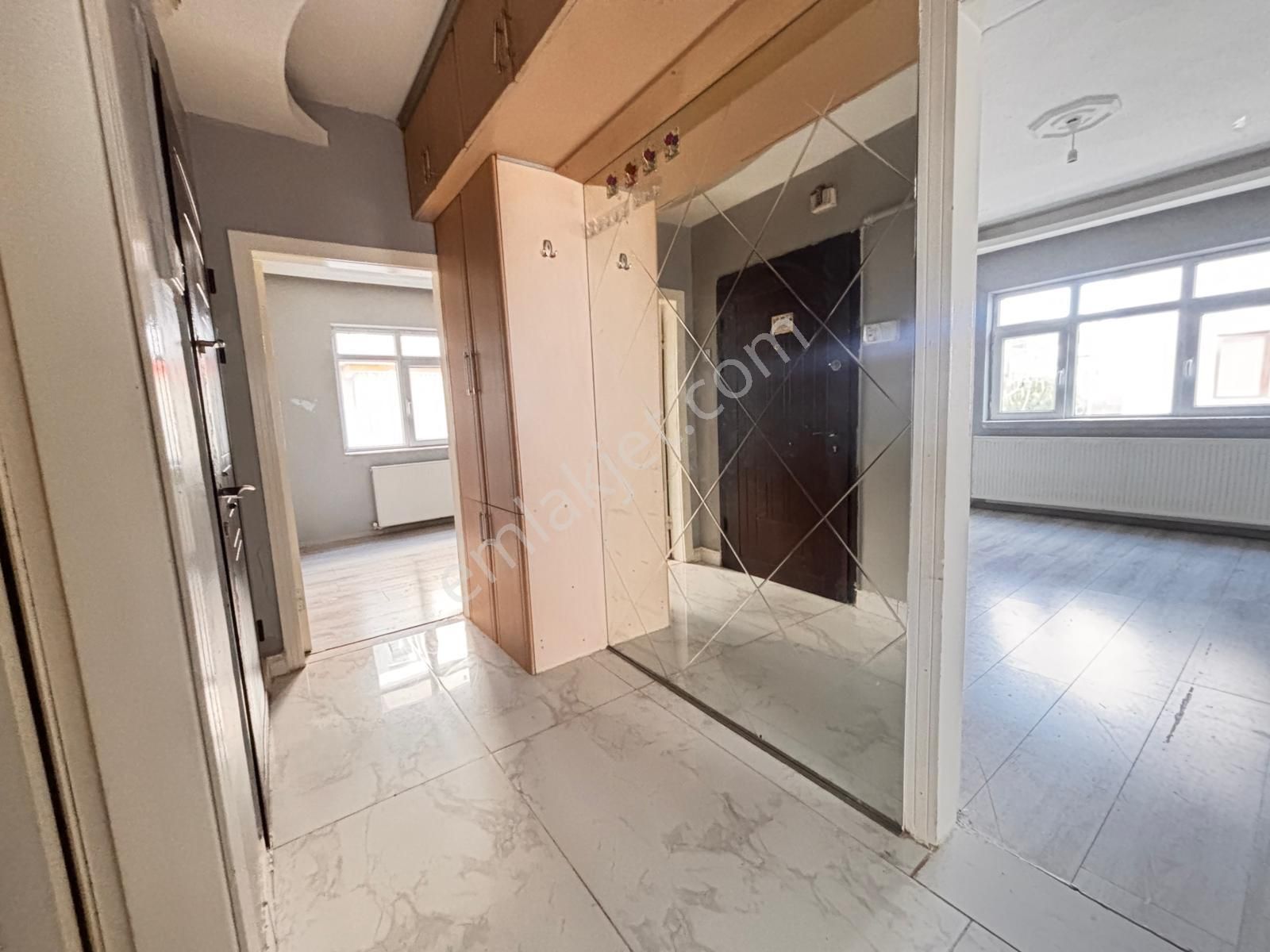 Yılmaz Gayrimenkul'den Pınarbaşı Mah 3+1 1. Ara Katta 2879 Pazarlıklı Ultra Lüxyapılı 130m2 Daire - Görsel 27