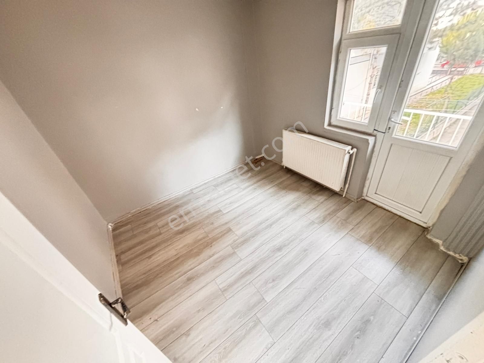 Yılmaz Gayrimenkul'den Pınarbaşı Mah 3+1 1. Ara Katta 2879 Pazarlıklı Ultra Lüxyapılı 130m2 Daire - Görsel 4