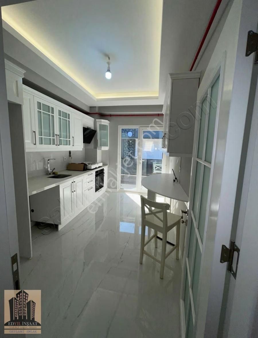 Geylani Emlaktan Yalova Gaziosman Paşada Satılık 3+1 Daire - Görsel 5