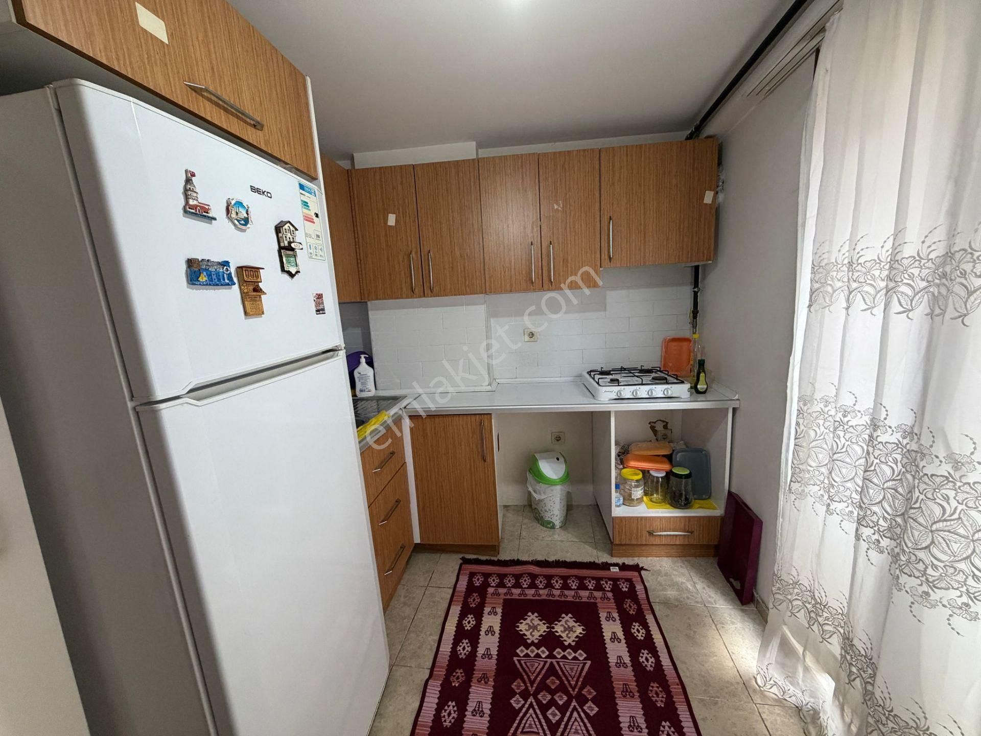 Üsküdar Mimar Sinanda Çok Merkezi Bir Bölgede 1+1 Satılık - Görsel 4