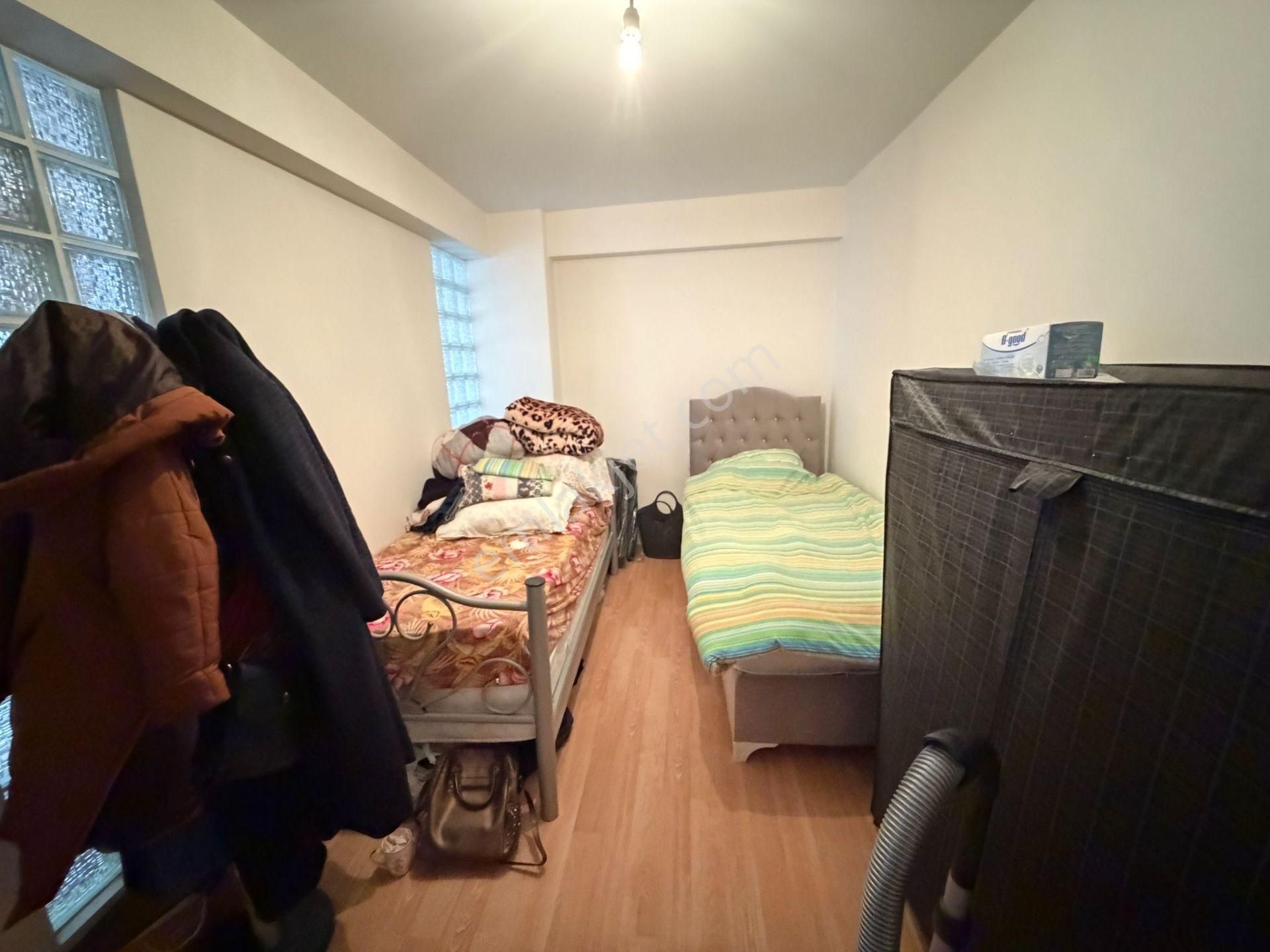 Üsküdar Mimar Sinanda Çok Merkezi Bir Bölgede 1+1 Satılık - Görsel 15