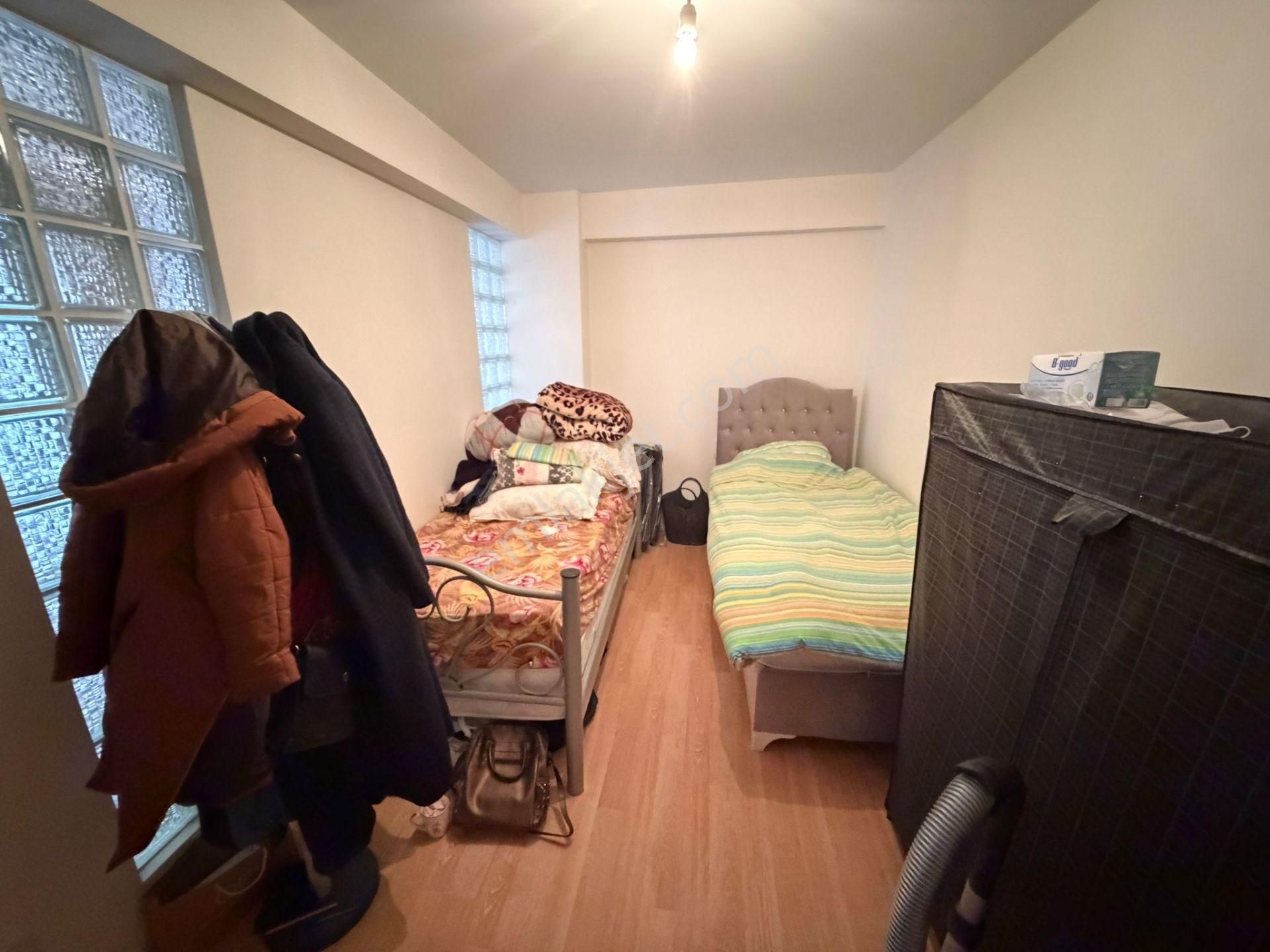 Üsküdar Mimar Sinanda Çok Merkezi Bir Bölgede 1+1 Satılık - Görsel 14