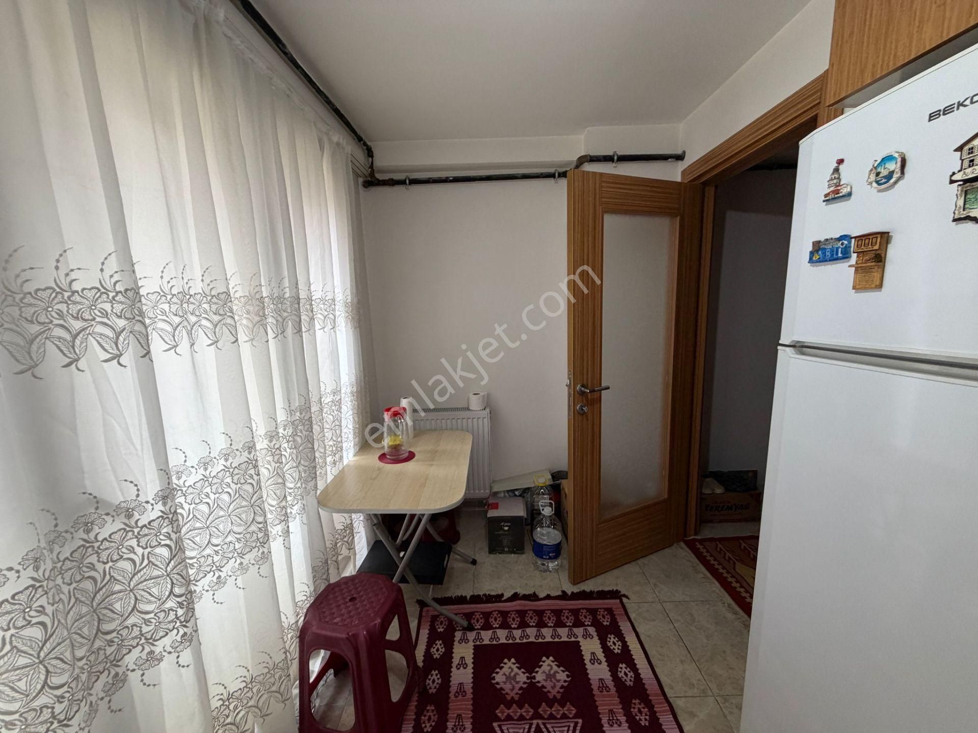 Üsküdar Mimar Sinanda Çok Merkezi Bir Bölgede 1+1 Satılık - Görsel 6