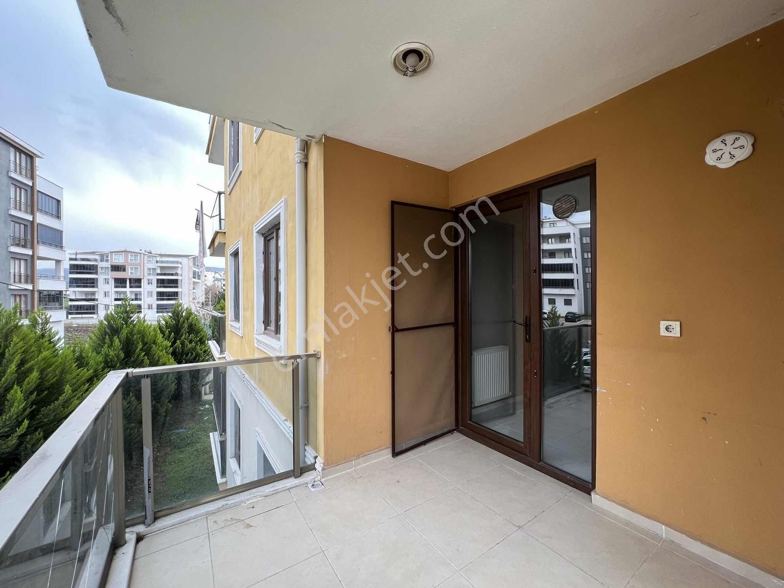 Nilüfer Akçalar'da Kiralık Uygun Arakat Daire - Görsel 19