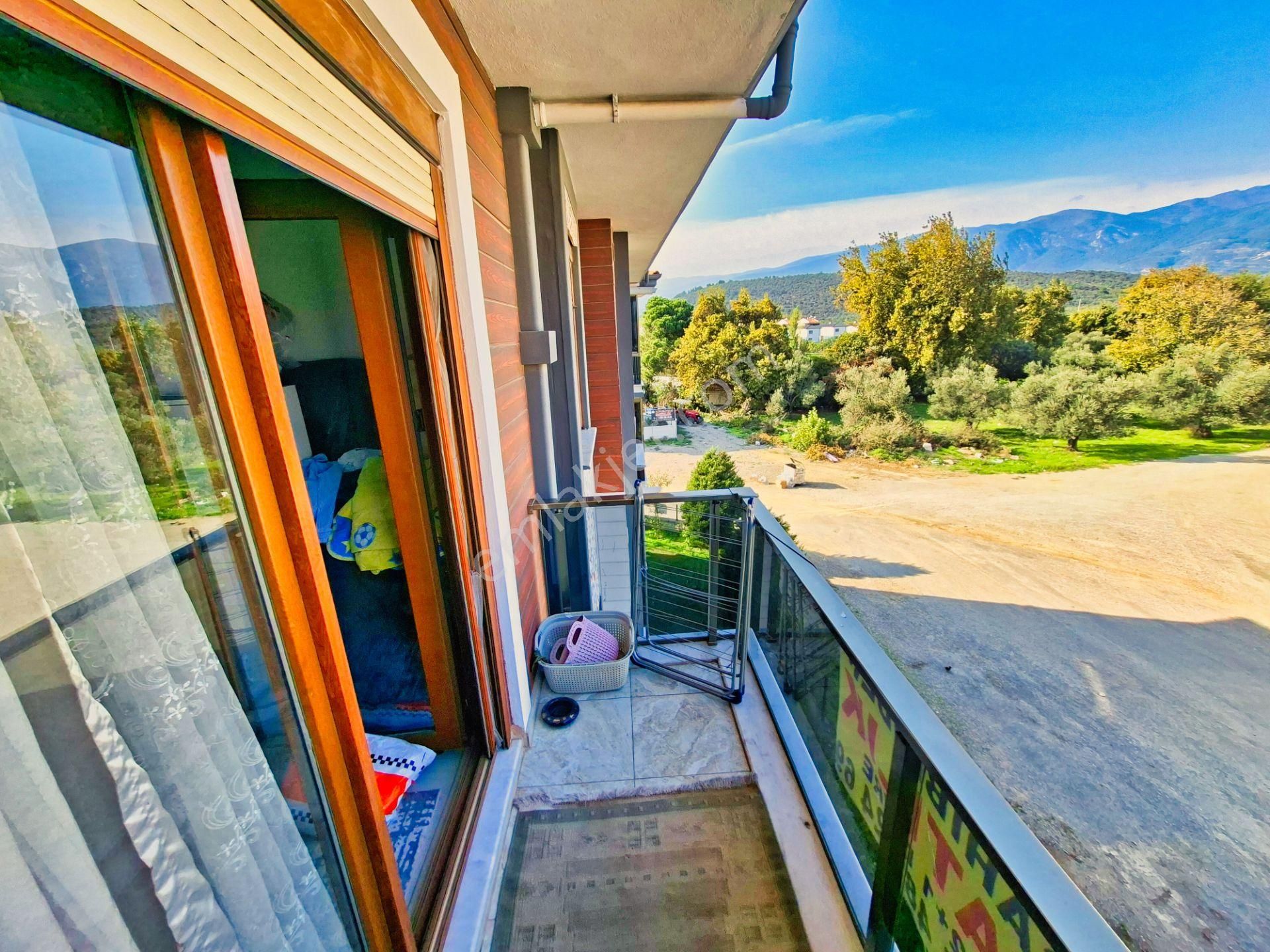 🔴🔴 Aktif^ten Akçay'da Cam Balkonlu, Köşe Konumlu Kapalı Mutfaklı 5 Yaşında Modern 2+1 Daire - Görsel 8