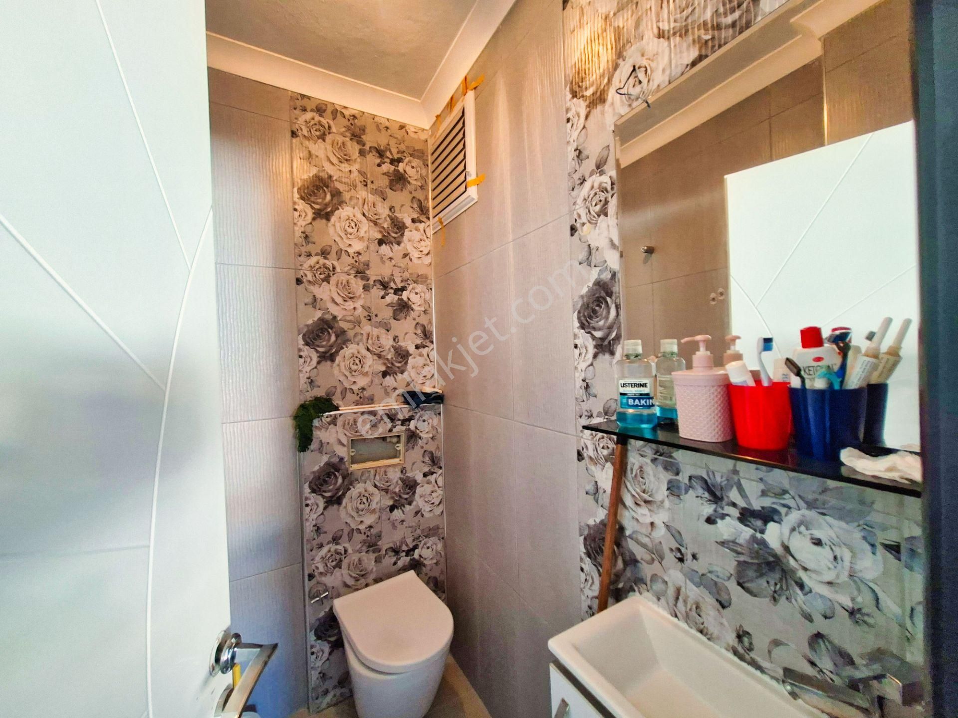 🔴🔴 Aktif^ten Akçay'da Cam Balkonlu, Köşe Konumlu Kapalı Mutfaklı 5 Yaşında Modern 2+1 Daire - Görsel 29