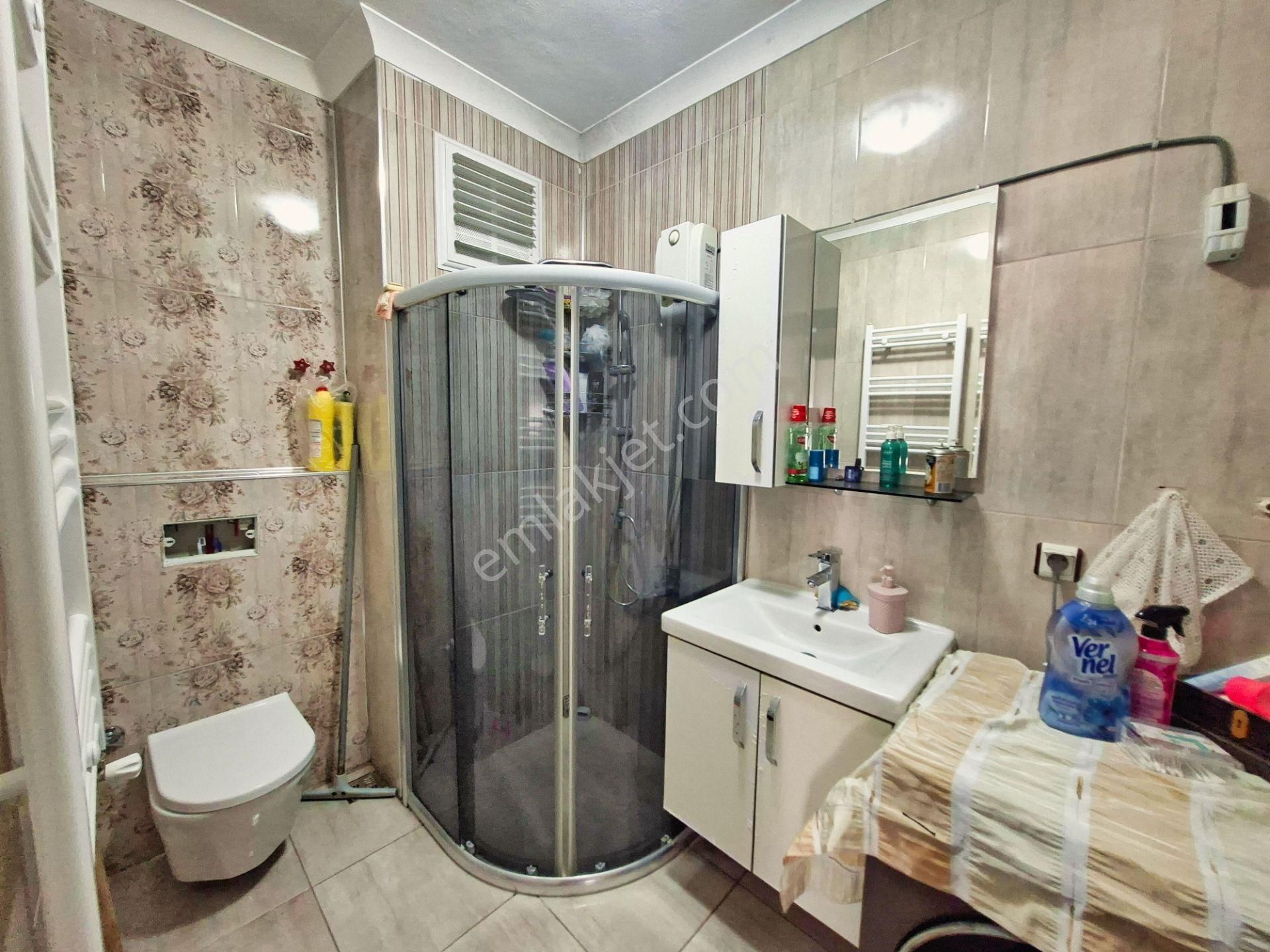 🔴🔴 Aktif^ten Akçay'da Cam Balkonlu, Köşe Konumlu Kapalı Mutfaklı 5 Yaşında Modern 2+1 Daire - Görsel 33