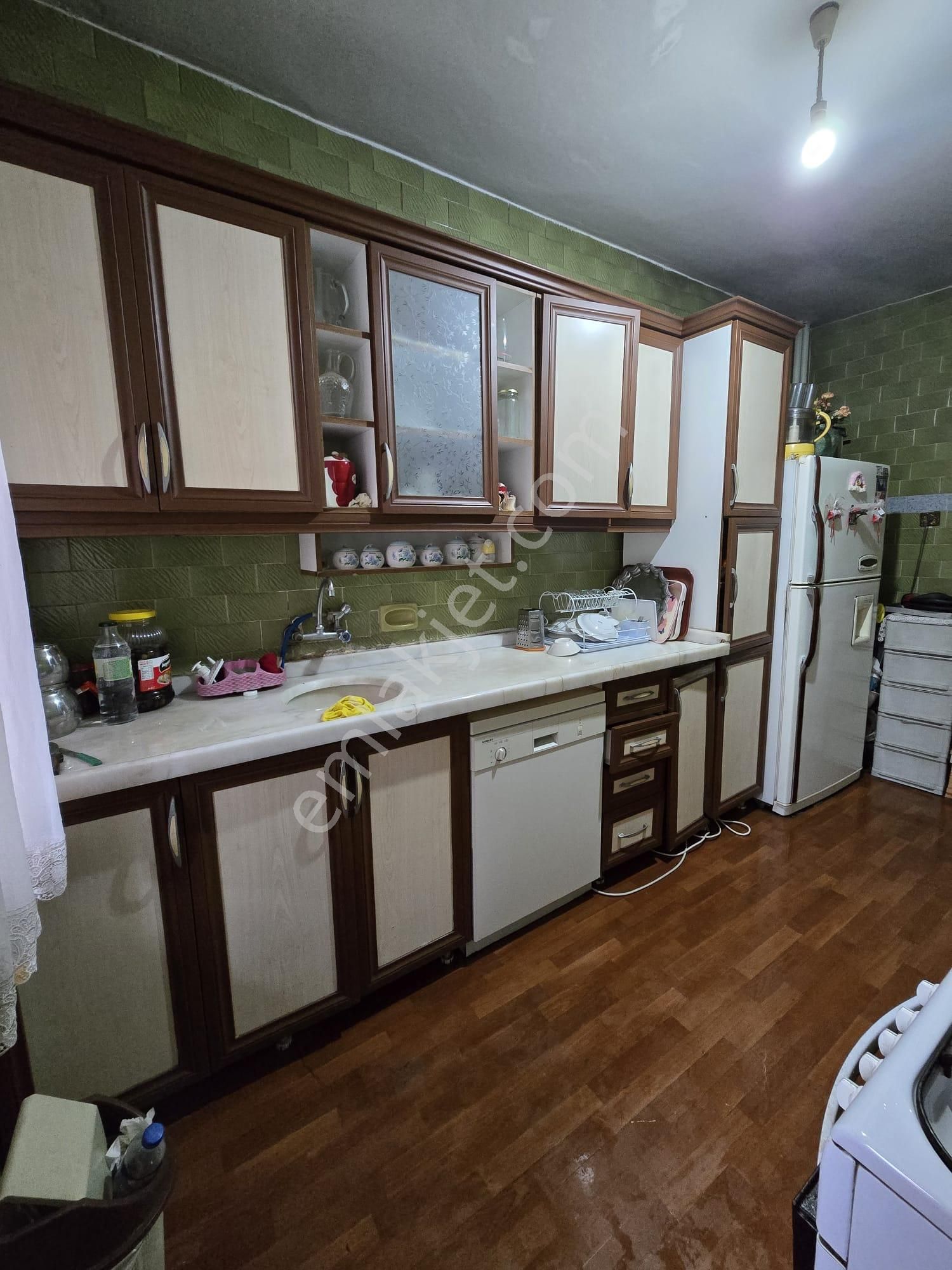 Makro Life Gayrimenkul'den Valilik Arkasında Bakımlı 3+1 Satılık Daire