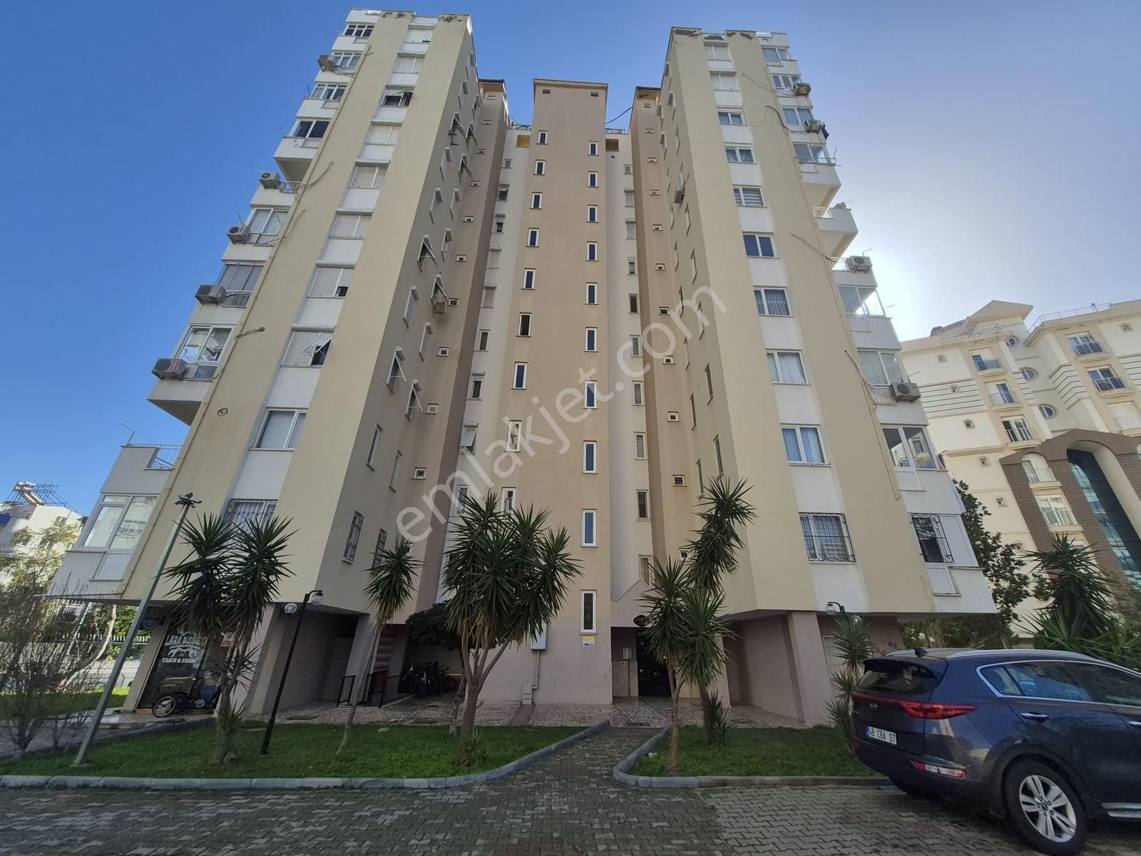 Çağlayan Mah.site İçerisinde Doğalgazlı 3+1