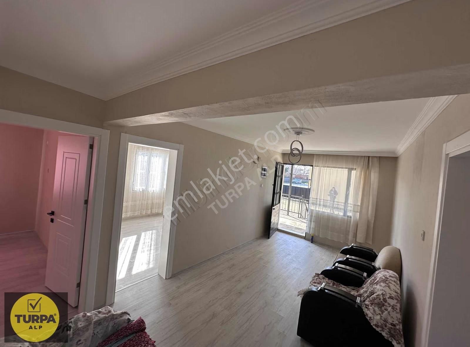 Satılık 509 M2 Arsa Ve 2 Adet 3+1 Daire - Görsel 32