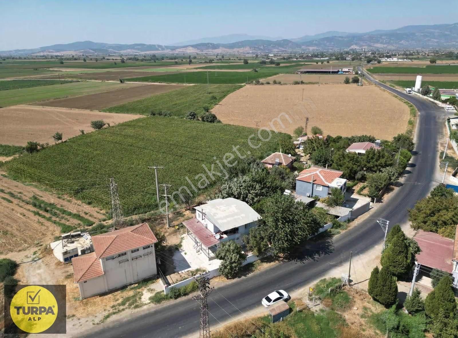 Satılık 509 M2 Arsa Ve 2 Adet 3+1 Daire - Görsel 13