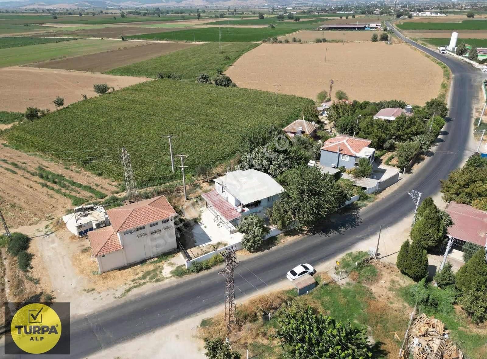 Satılık 509 M2 Arsa Ve 2 Adet 3+1 Daire