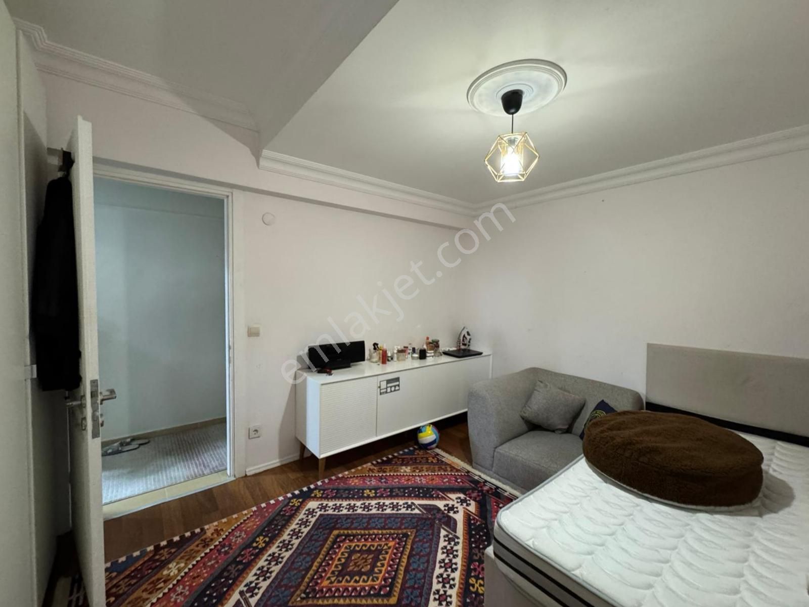 Mertcan'dan Yayalar Metro 9dk Yürüme İskanlı Giriş Kat 1+1 - Görsel 7