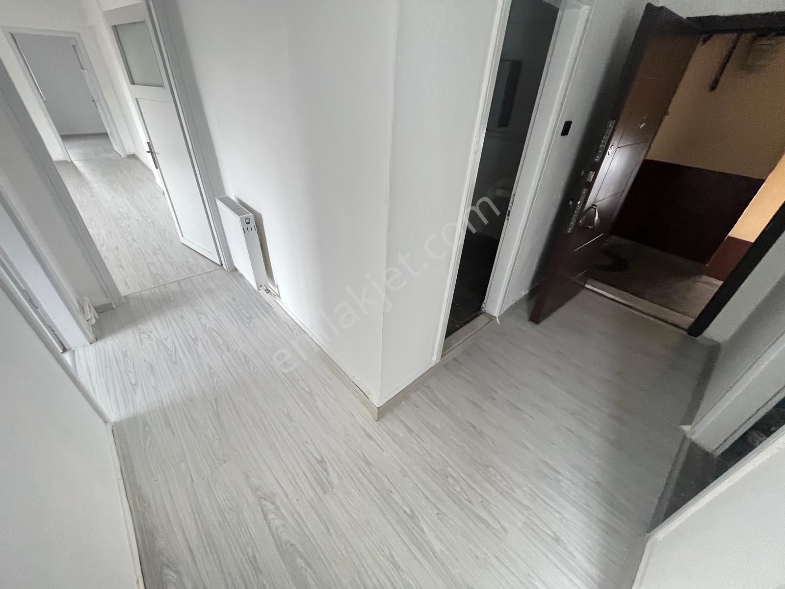 *yine Yeniden Fırsat Daire Koza Emlak'ta Sizi Bekliyor İstasyon Mahalesi Full Yapılı Katta Ön Cephe - Görsel 33