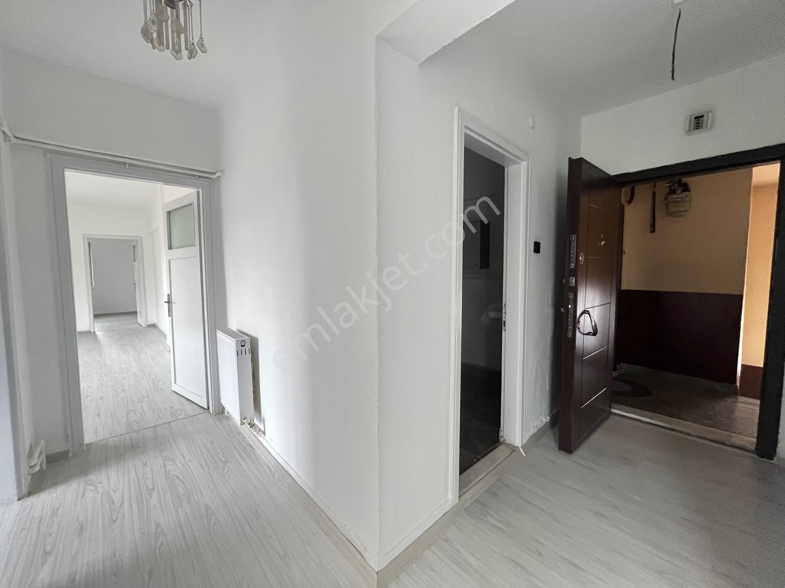 *yine Yeniden Fırsat Daire Koza Emlak'ta Sizi Bekliyor İstasyon Mahalesi Full Yapılı Katta Ön Cephe - Görsel 31