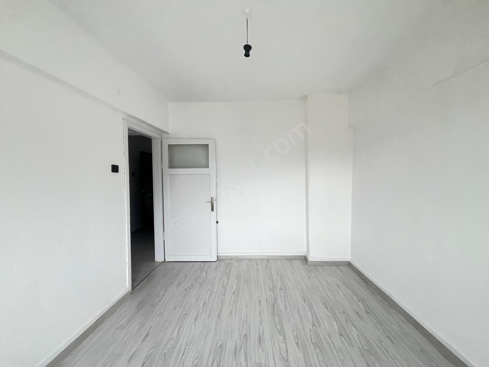 *yine Yeniden Fırsat Daire Koza Emlak'ta Sizi Bekliyor İstasyon Mahalesi Full Yapılı Katta Ön Cephe - Görsel 24