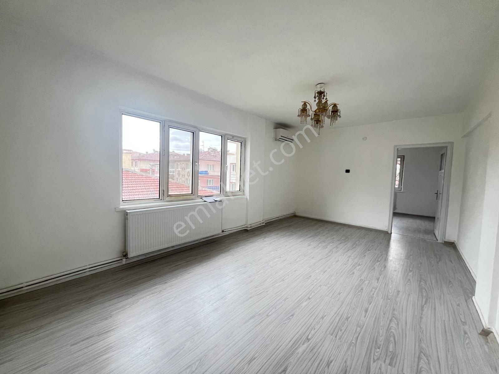 *yine Yeniden Fırsat Daire Koza Emlak'ta Sizi Bekliyor İstasyon Mahalesi Full Yapılı Katta Ön Cephe - Görsel 9