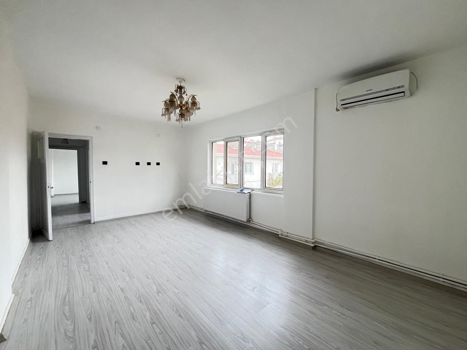 *yine Yeniden Fırsat Daire Koza Emlak'ta Sizi Bekliyor İstasyon Mahalesi Full Yapılı Katta Ön Cephe - Görsel 12