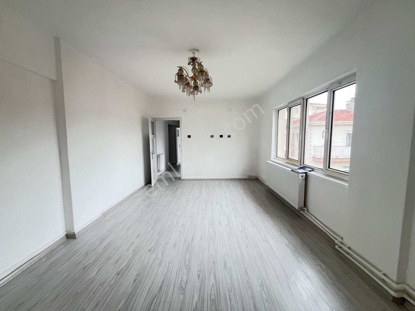 *yine Yeniden Fırsat Daire Koza Emlak'ta Sizi Bekliyor İstasyon Mahalesi Full Yapılı Katta Ön Cephe - Görsel 11