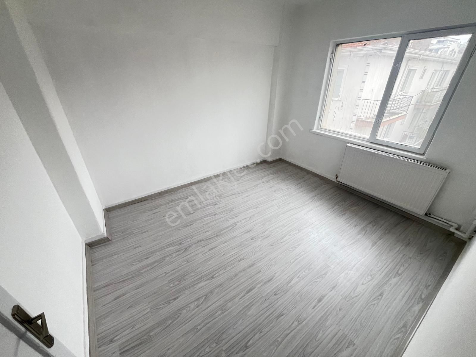 *yine Yeniden Fırsat Daire Koza Emlak'ta Sizi Bekliyor İstasyon Mahalesi Full Yapılı Katta Ön Cephe - Görsel 18