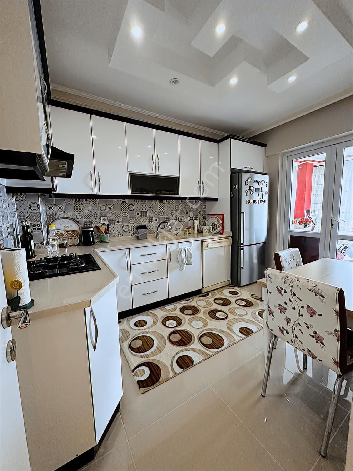 Şehir Merkezine Yakın Önü Açık Site İçinde Satılık 3+1 Daire - Görsel 4