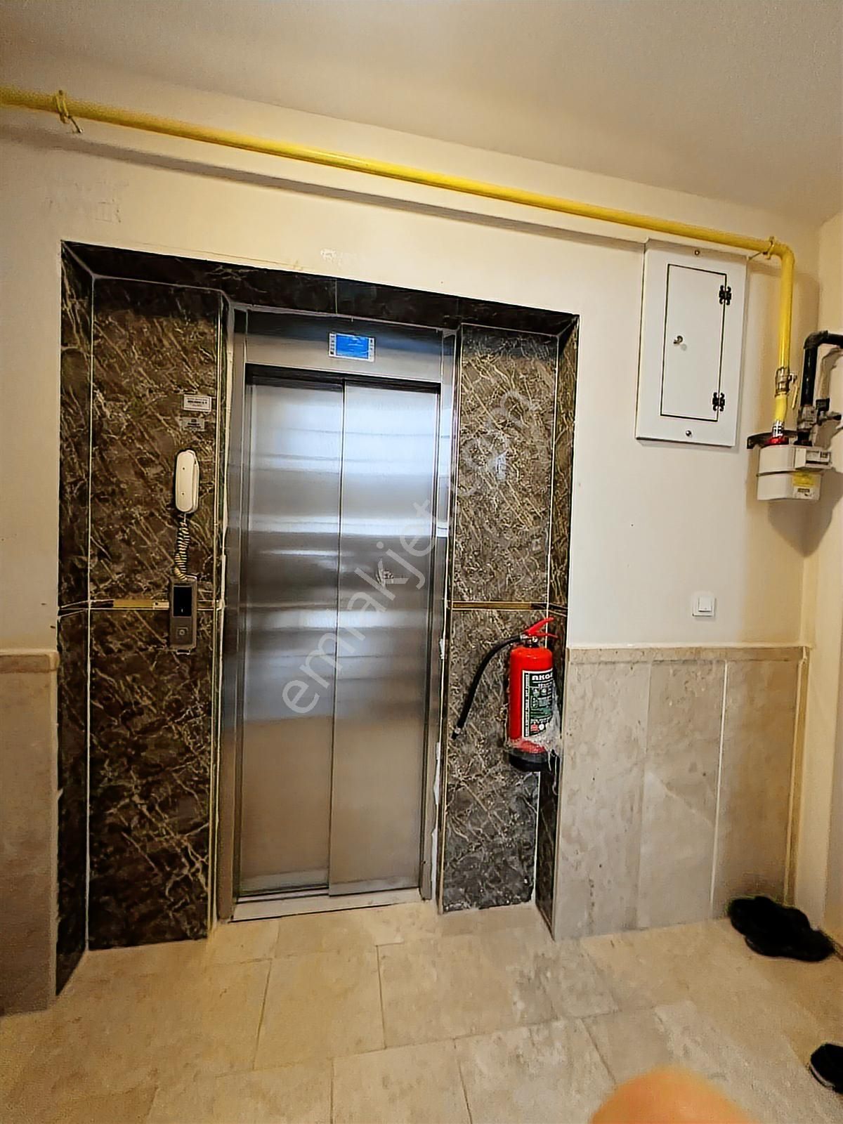 Şehir Merkezine Yakın Önü Açık Site İçinde Satılık 3+1 Daire - Görsel 13