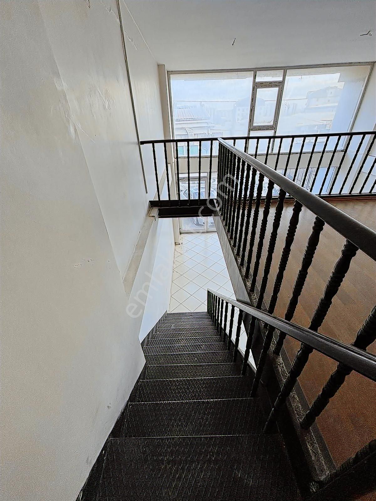 Mak Gayrimenkul'den Belediyenin Yanında 150 M2 Kiralık Dükkan - Görsel 10